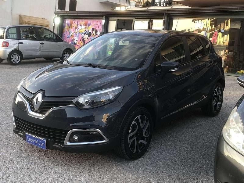 Usata Renault Captur 90 CV (66 kW) 2014 Blu/azzurro SUV