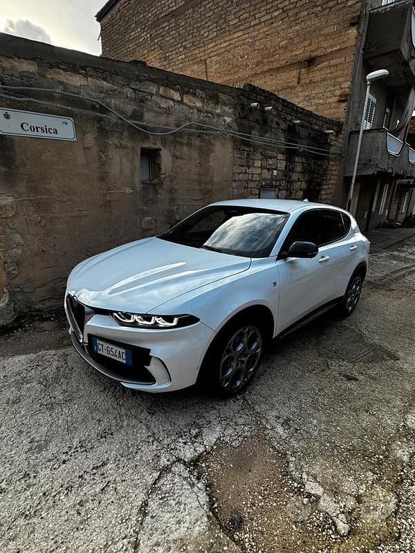 Usata Alfa Romeo Tonale 131 CV (96 kW) 2022 Bianco SUV