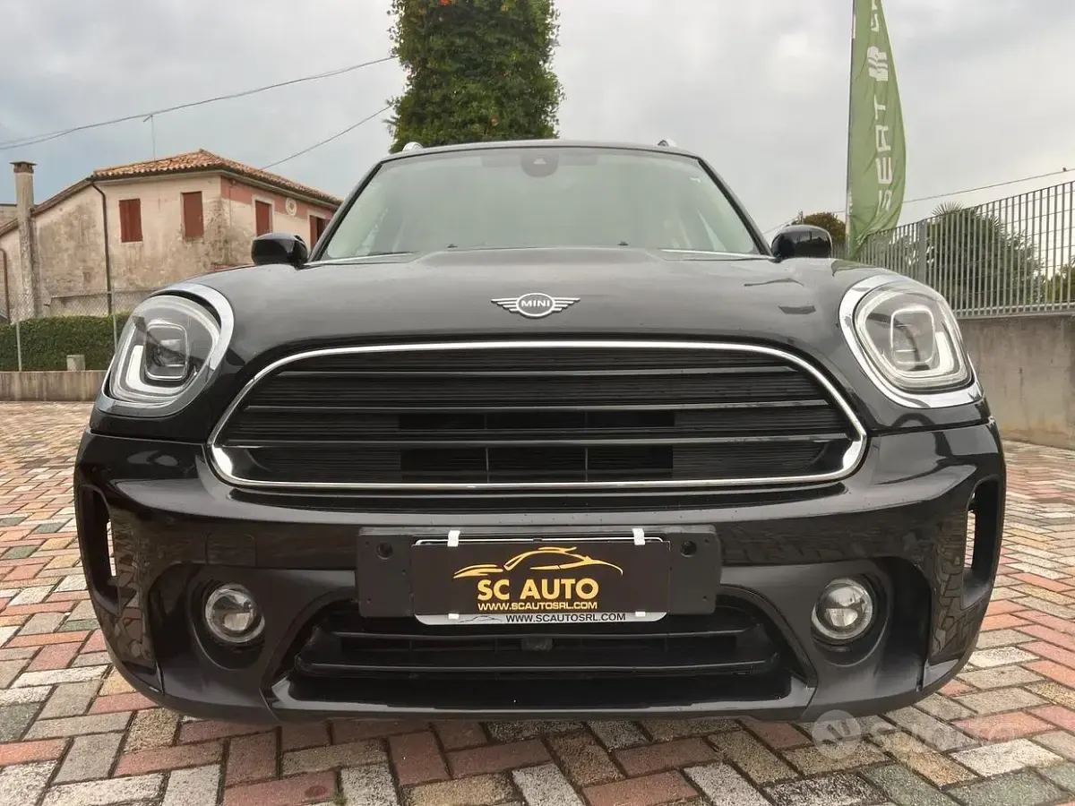 Usata Mini One D Countryman Business 116 CV (85 kW) 2021 Nero SUV