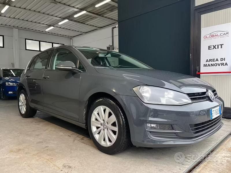 Usata VW Golf VII Sound 85 CV (62 kW) 2014 Grigio Berlina