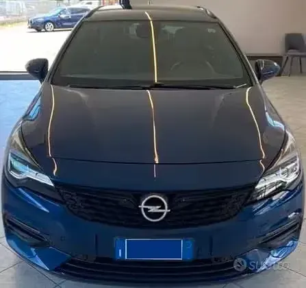 Usata Opel Astra Ultimate 122 CV (89 kW) 2021 Blu/azzurro Station wagon