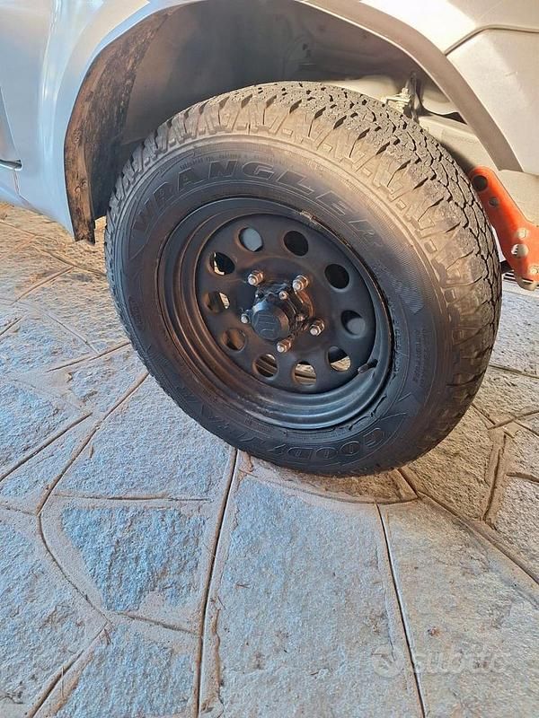 Usata Suzuki Jimny 2014 Grigio SUV
