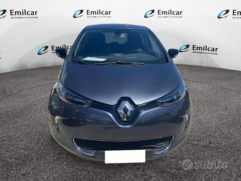 Usata Renault Zoe Intens 80 kW (109 CV) 2019 Grigio cellini Utilitaria