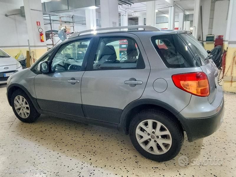 Usata Fiat Sedici 2012 Grigio SUV
