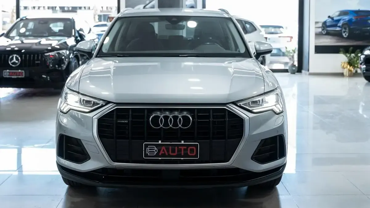 Usata Audi Q3 Ambiente 200 CV (147 kW) 2020 Argento SUV