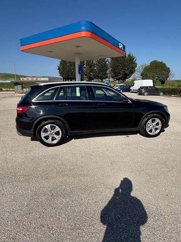 Usata Mercedes GLC250 Exclusive 204 CV (150 kW) 2017 Other SUV