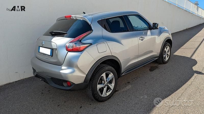 Usata Nissan Juke Acenta 114 CV (83 kW) 2019 Argento SUV