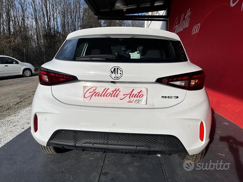 Nuova MG MG3 Comfort 116 CV (85 kW) 2025 Dover white Utilitaria
