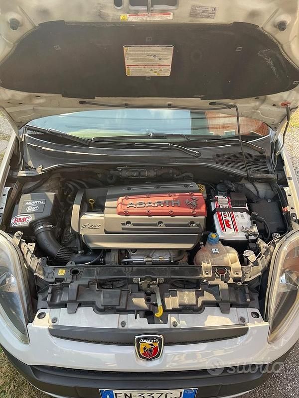 Usata Abarth Punto Evo 165 CV (121 kW) 2012 Grigio Utilitaria