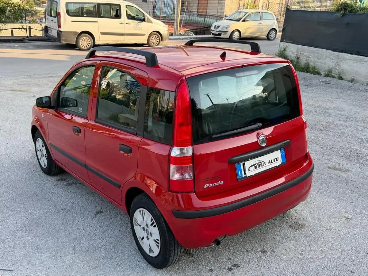 Usata Fiat Panda Emotion 60 CV (44 kW) 2009 Rosso Utilitaria