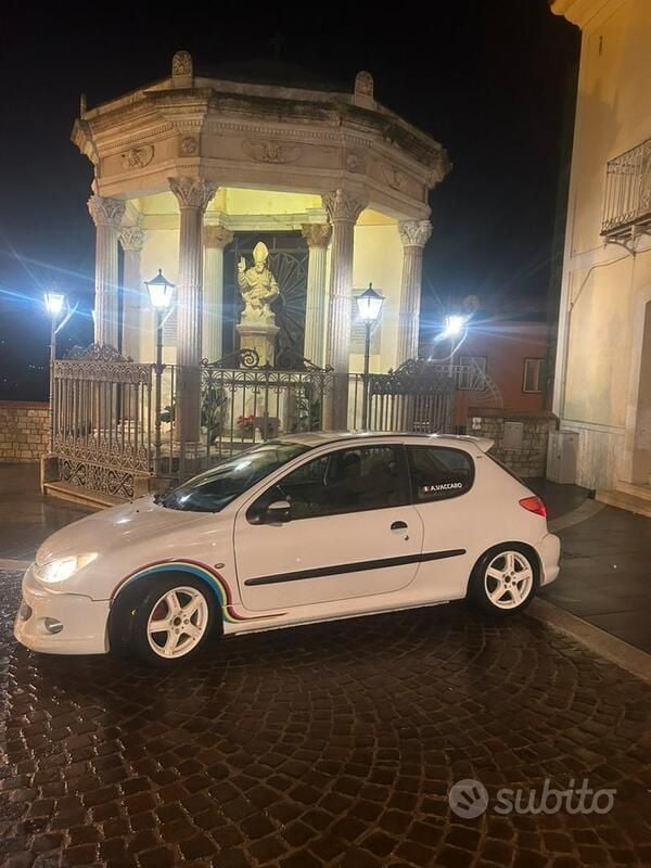 Usata Peugeot 206 88 CV (64 kW) 2006 Bianco Berlina
