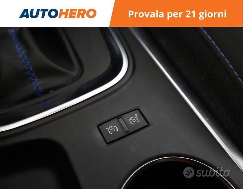 Bianco Usata 2016 Renault Mégane IV Tre volumi | 13.399 € (Buon prezzo) - Immagine 1/1