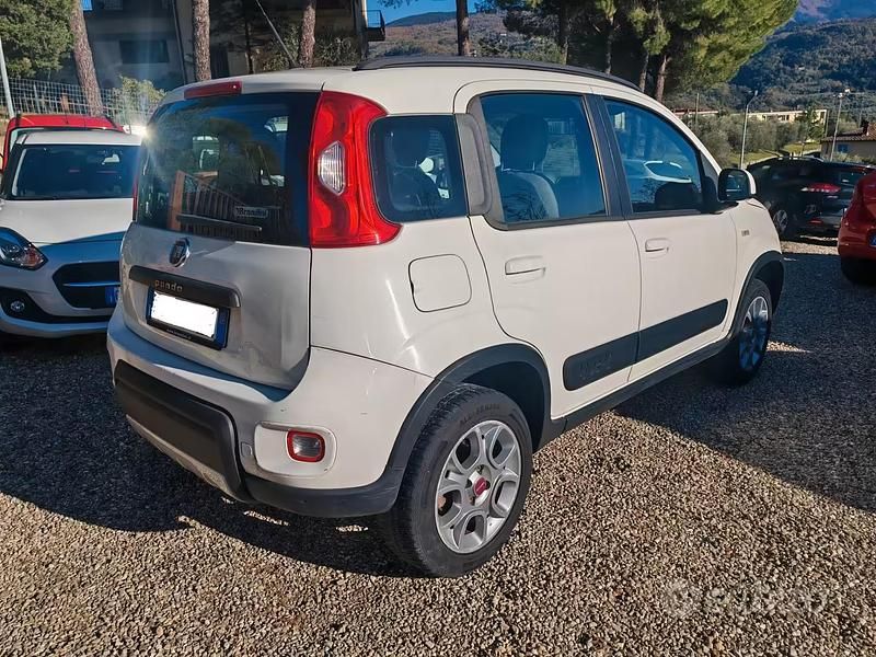 Usata Fiat Panda 4x4 75 CV (55 kW) 2013 Bianco Utilitaria