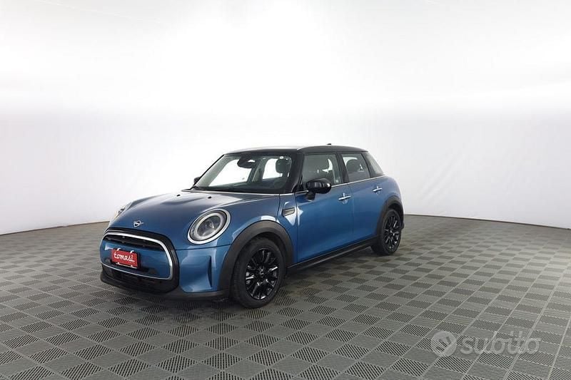 Usata Mini Cooper Classic 136 CV (100 kW) 2023 Blu Utilitaria