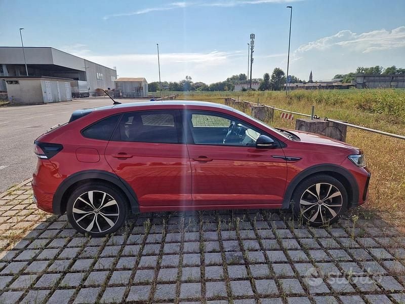Usata VW Taigo R-line 110 CV (80 kW) 2022 Rosso SUV