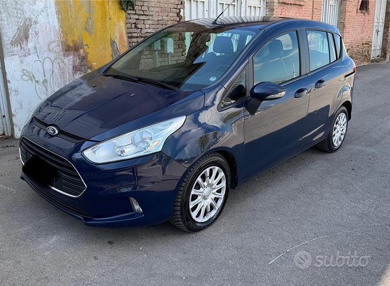 Usata Ford B-MAX Business Edition 95 CV (69 kW) 2014 Blu Monovolume