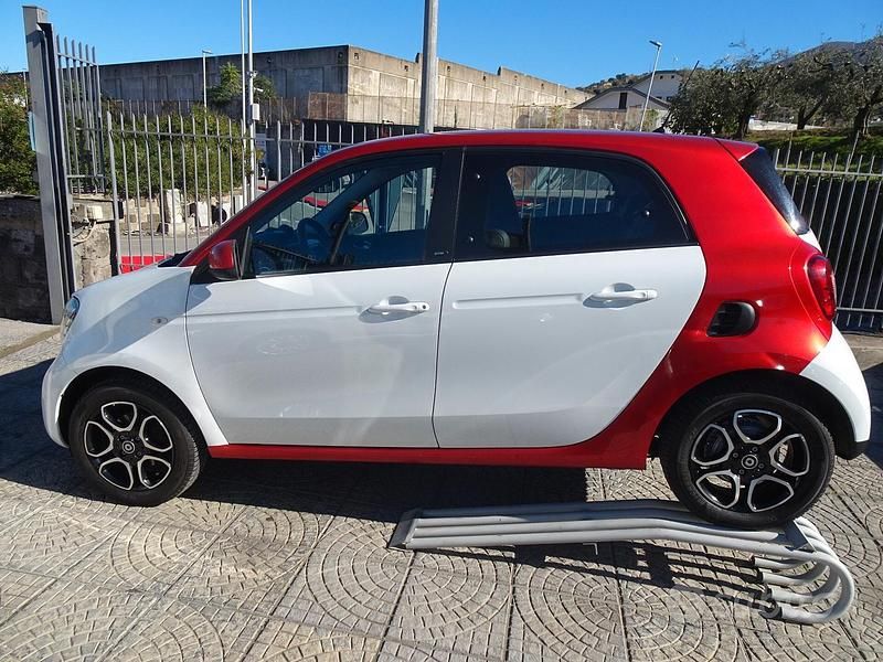 Occasion Smart ForFour Prime 90 ch (66 kW) 2016 Blanc Citadine