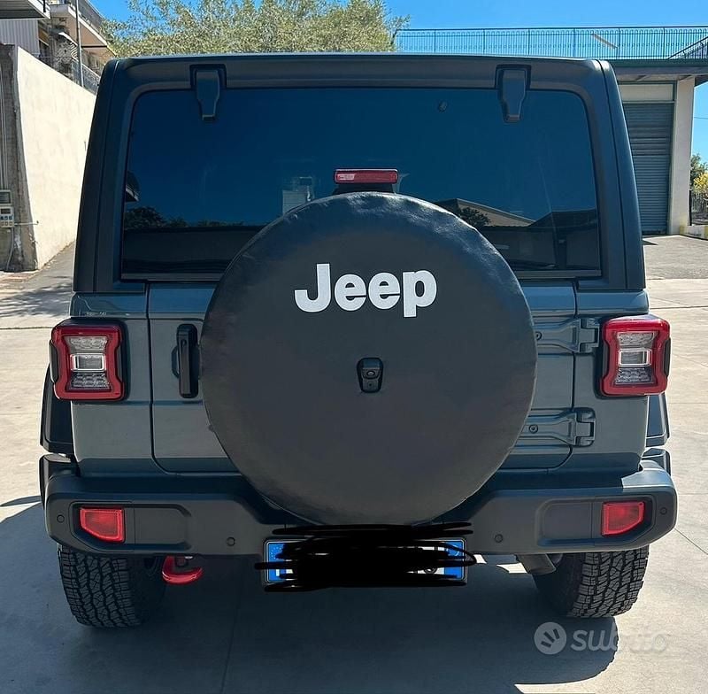 Usado Jeep Wrangler Rubicon 272 HP (200 kW) 2024 Verde SUV