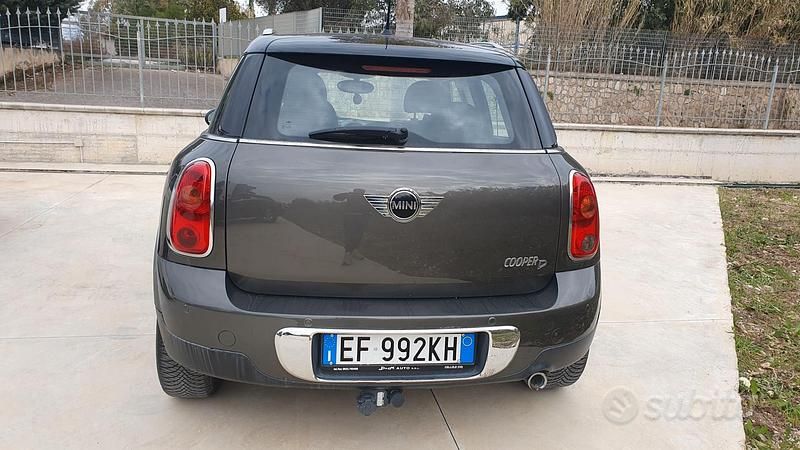 Usata Mini Countryman 112 CV (82 kW) 2011 Grigio SUV