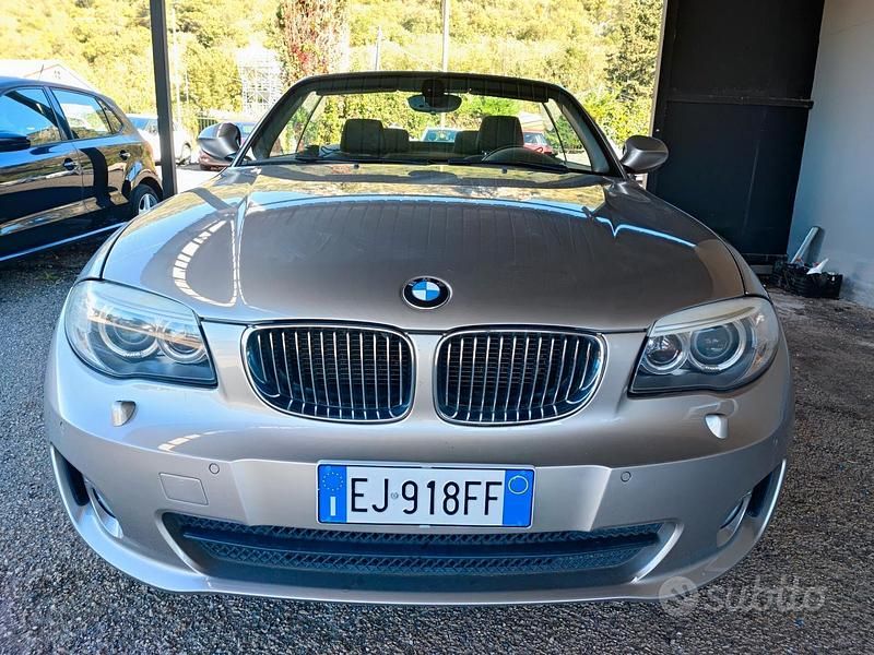 Usata BMW 118 Cabriolet 143 CV (105 kW) 2011 Grigio Cabrio