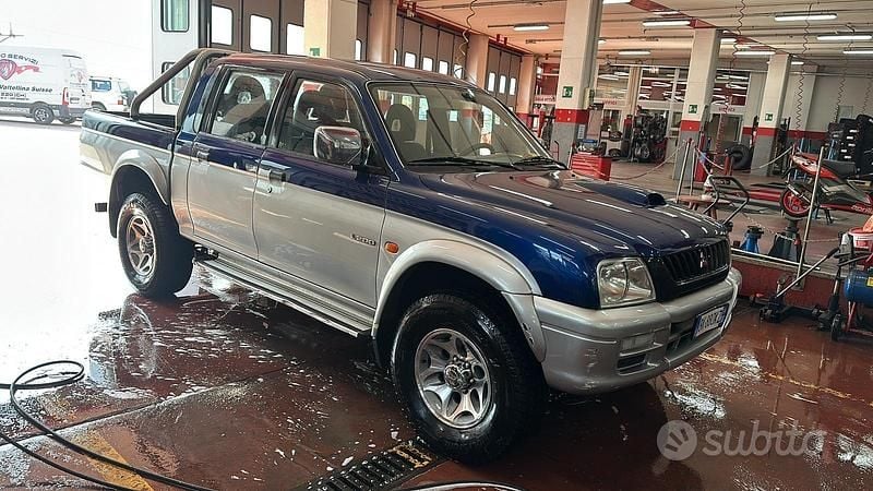 Usata Mitsubishi L200 99 CV (72 kW) 2000 Pick-up