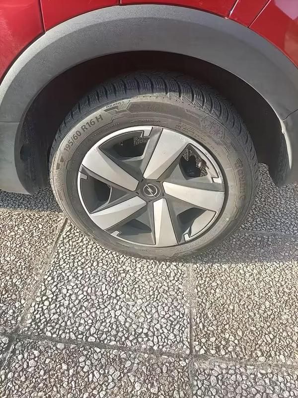 Usata Opel Crossland X Edition 110 CV (80 kW) 2021 Rosso SUV