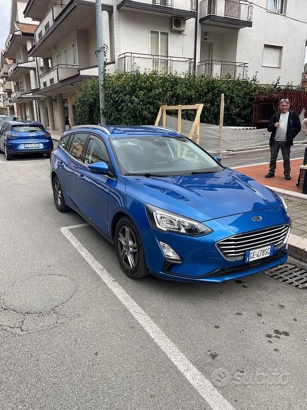 Usata Ford Focus ST-Line 120 CV (88 kW) 2021 Blu Station wagon