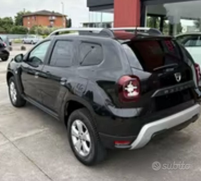 Usata Dacia Duster 100 CV (73 kW) 2018 Nero SUV