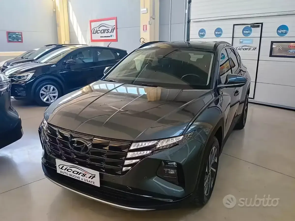 Gebraucht Hyundai Tucson 116 PS (85 kW) 2023 Grau SUV