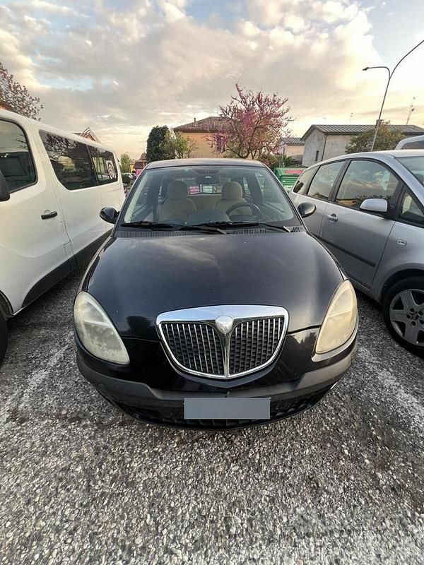 Usata Lancia Ypsilon 2004 Nero Utilitaria