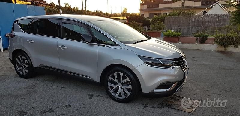 Usata 2015 Renault Espace Monovolume | 9900 € (Buon prezzo) - Immagine 1/4