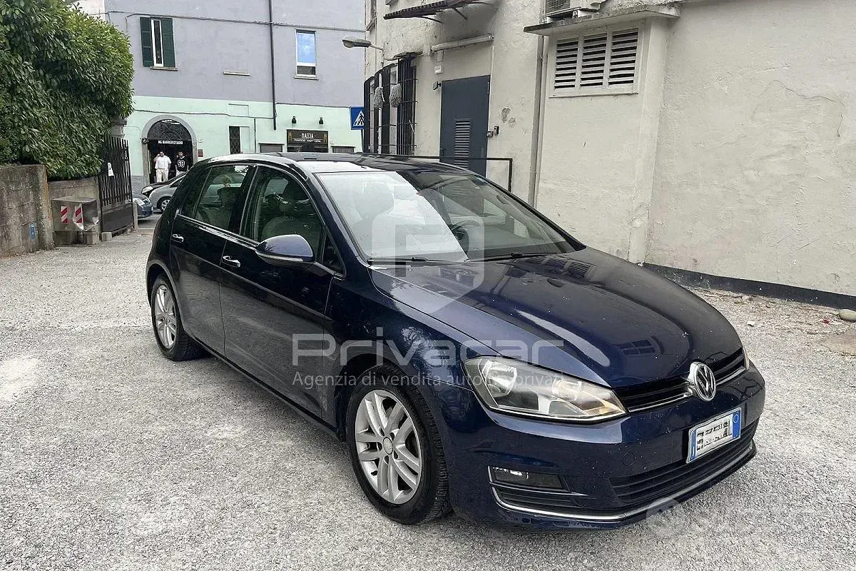 Usata VW Golf VII Highline 105 CV (77 kW) 2012 Bluazzurro Utilitaria