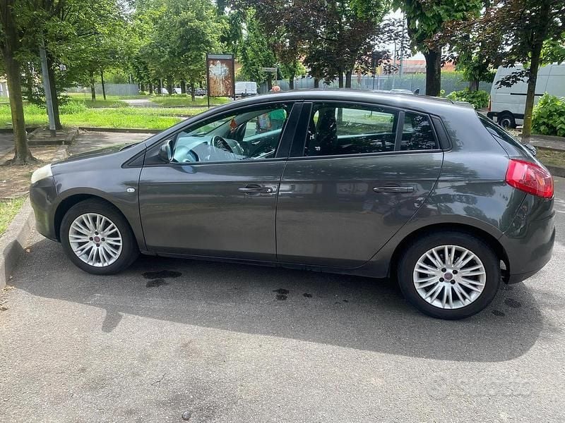 Usata Fiat Bravo 80 CV (58 kW) 2009 Utilitaria