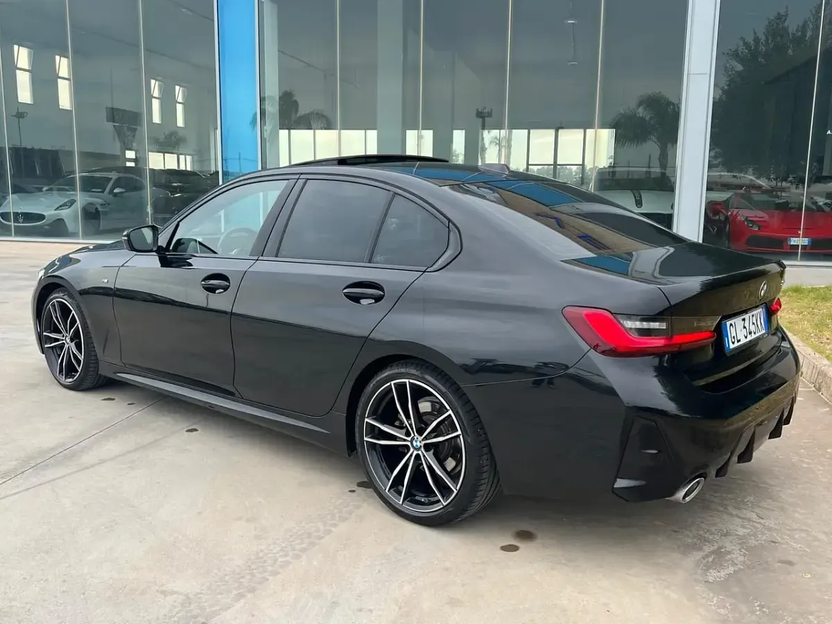 Usata BMW 320e M Sport 190 CV (139 kW) 2022 Nero Berlina