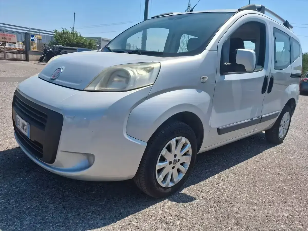 Usata Fiat Qubo Dynamic 70 CV (51 kW) 2014 Grigio Monovolume