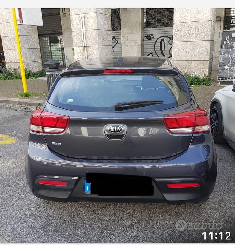 Second-hand Kia Rio 84 CP (61 kW) 2019 Gri Berlinǎ