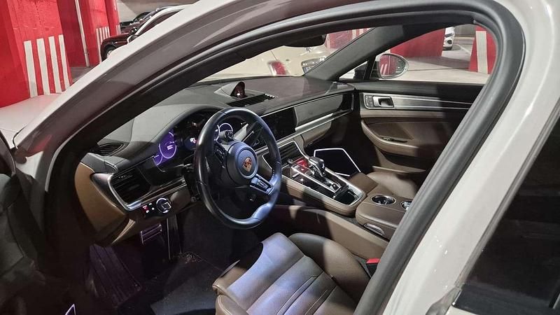 Usata Porsche Panamera 330 CV (242 kW) 2023 Berlina