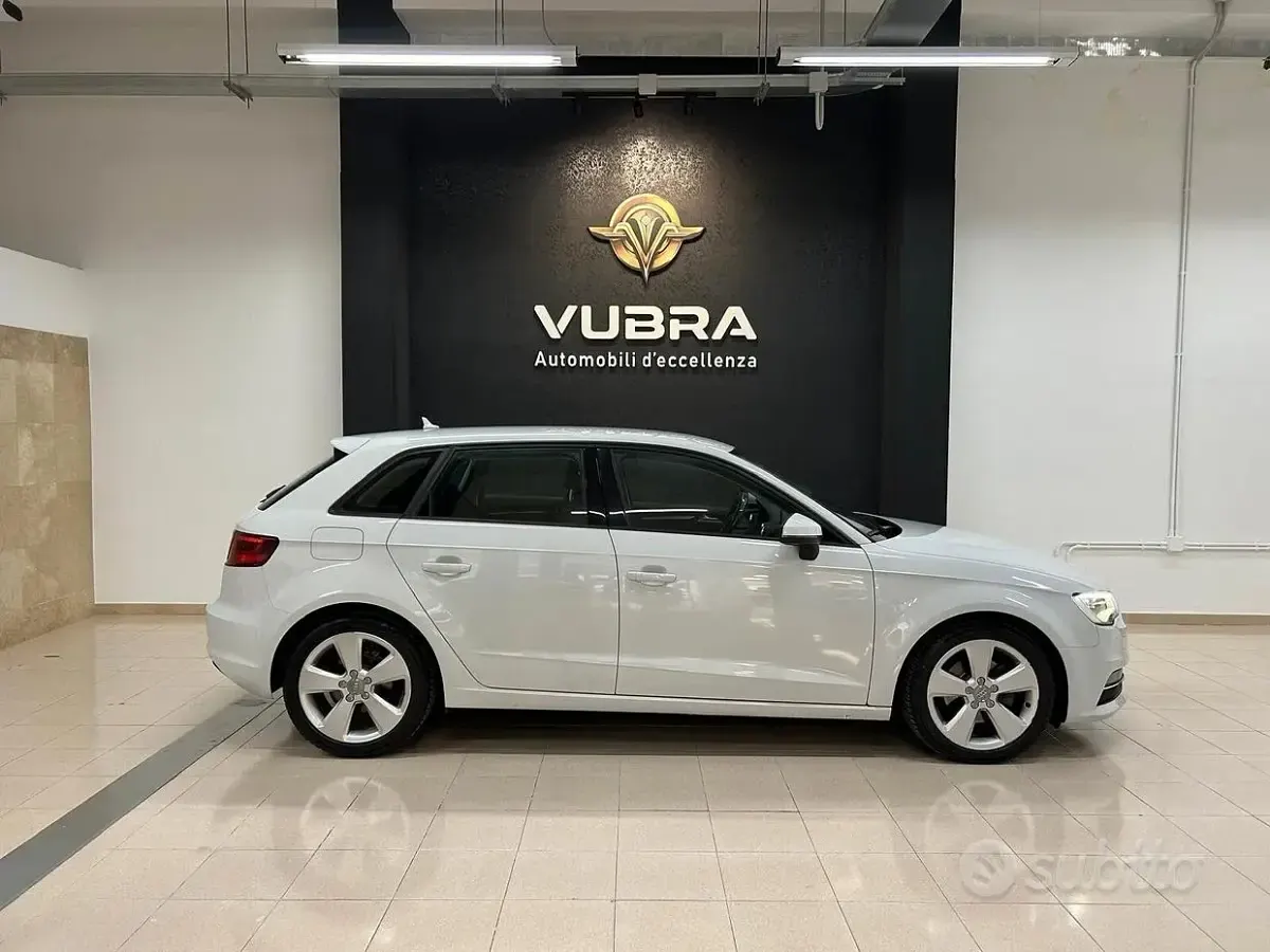 Usata Audi A3 Business 110 CV (80 kW) 2016 Bianco Berlina