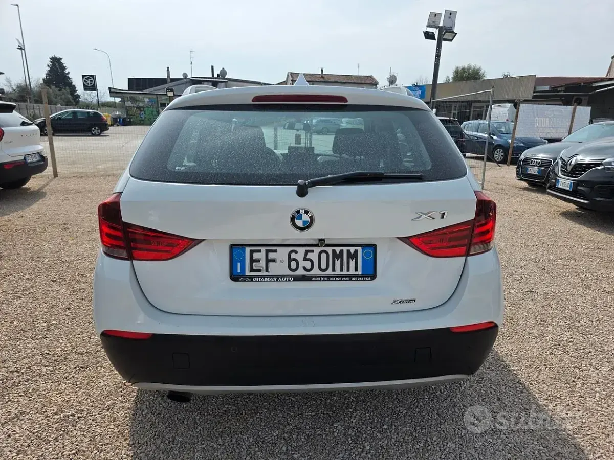 Usata BMW X1 177 CV (130 kW) 2010 Bianco SUV