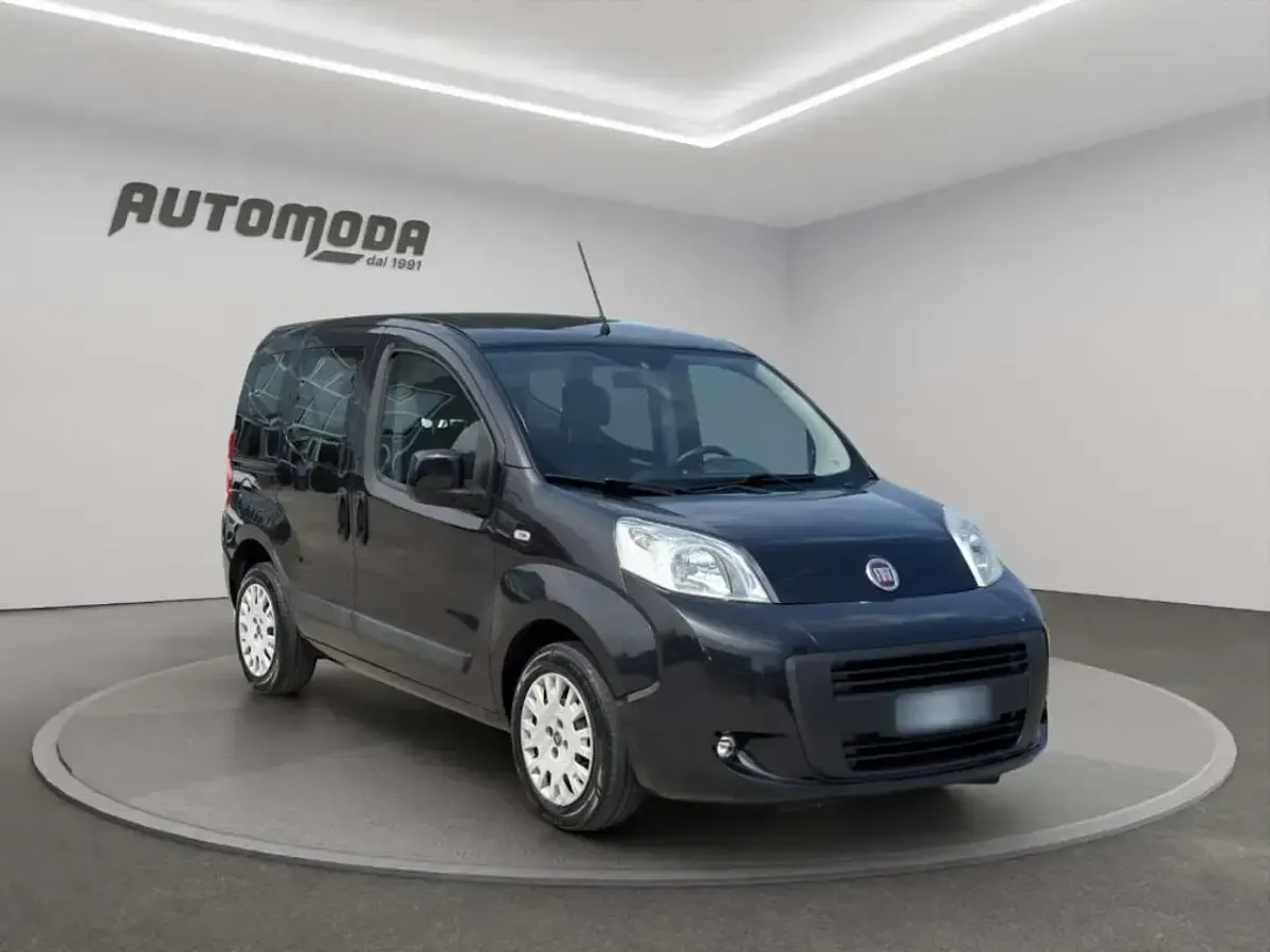 Usata Fiat Qubo Trekking 80 CV (58 kW) 2016 Nero Monovolume