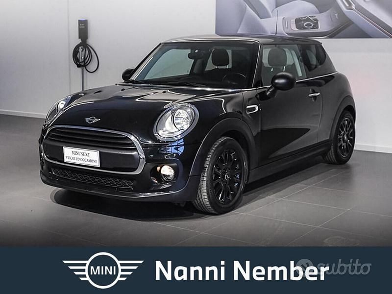 Usata Mini ONE 75 CV (55 kW) 2015 Nero Utilitaria