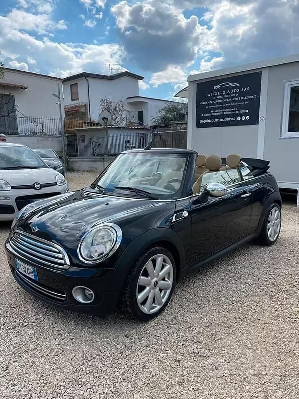 Usata Mini Cooper Cabriolet 120 CV (88 kW) 2009 Nero Cabrio