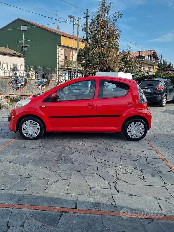 Usata Citroën C1 55 CV (40 kW) 2006 Rosso Utilitaria