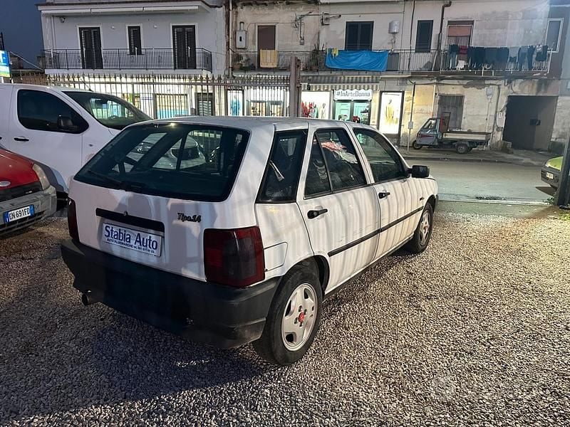 Usata Fiat Tipo S 69 CV (50 kW) 1993 Bianco Berlina