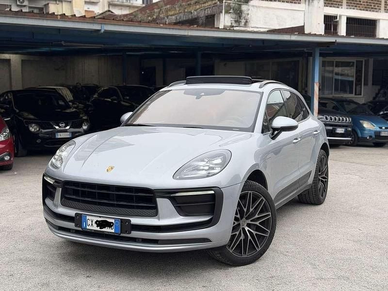 Usata Porsche Macan 265 CV (194 kW) 2024 Argento SUV