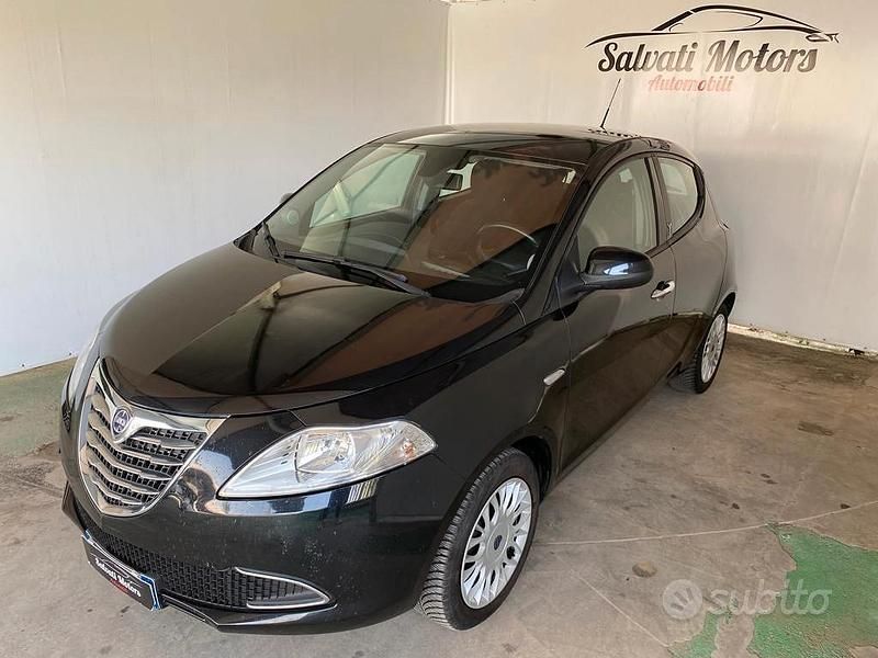 Nero Usata 2013 Lancia Ypsilon Gold Due volumi | 6500 € (Buon prezzo) - Immagine 1/4