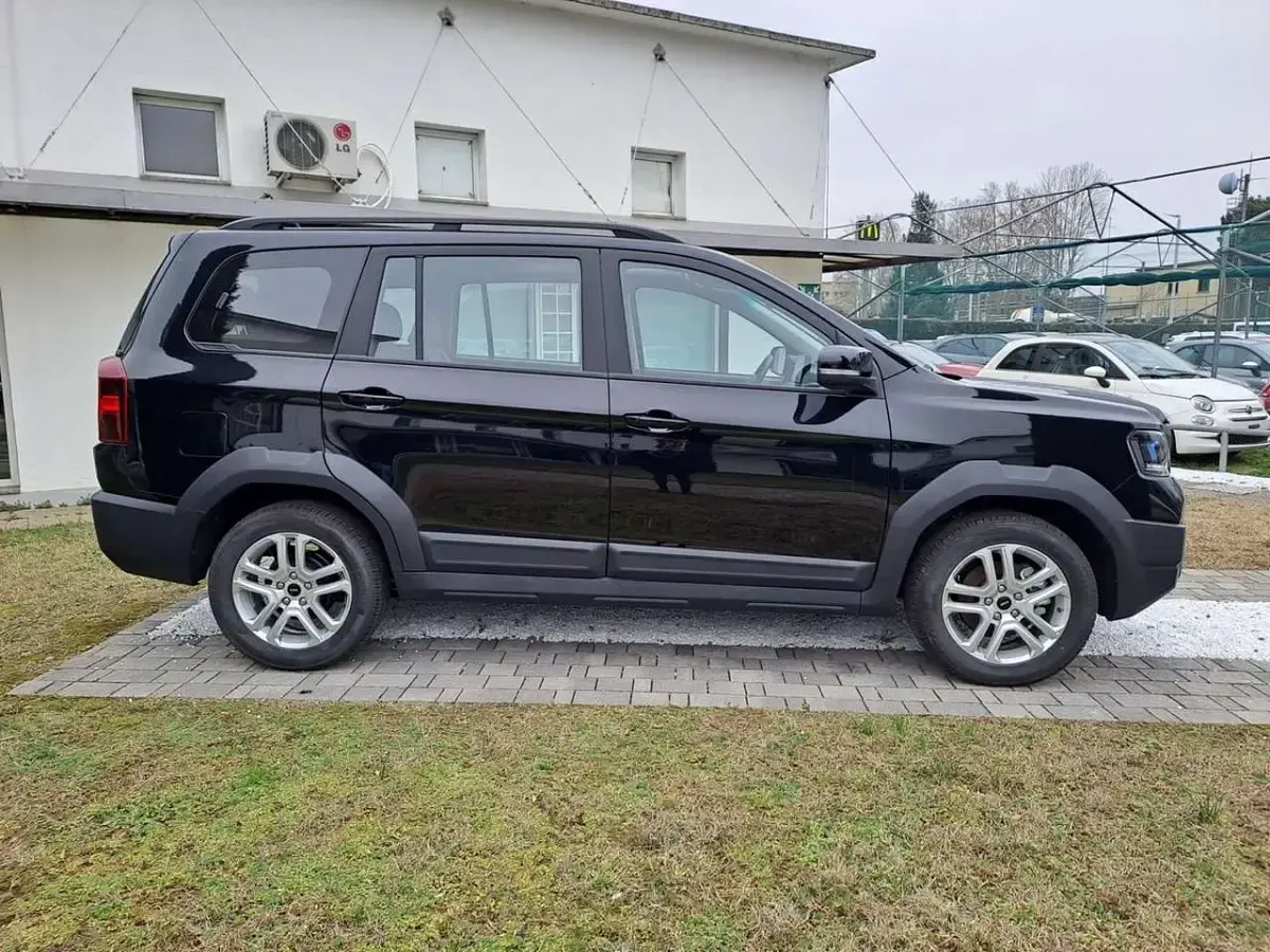 Nuova SWM G03 110 CV (80 kW) 2026 Nero SUV