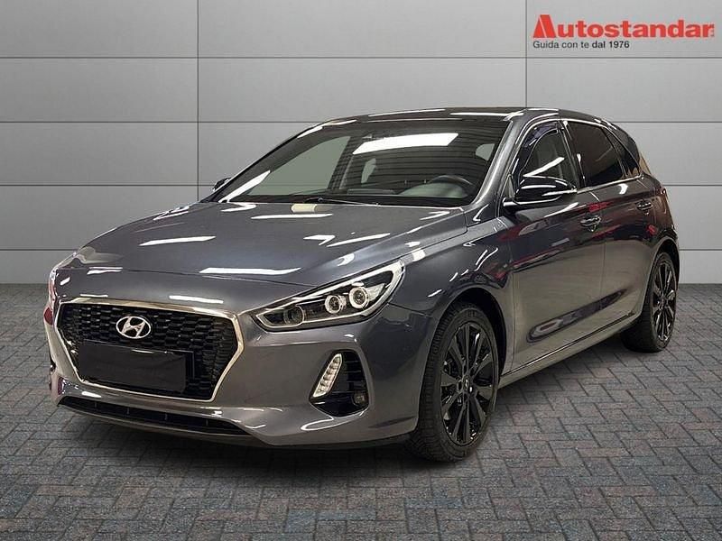 Begagnad Hyundai i30 110 HK (80 kW) 2017 Grå Halvkombi