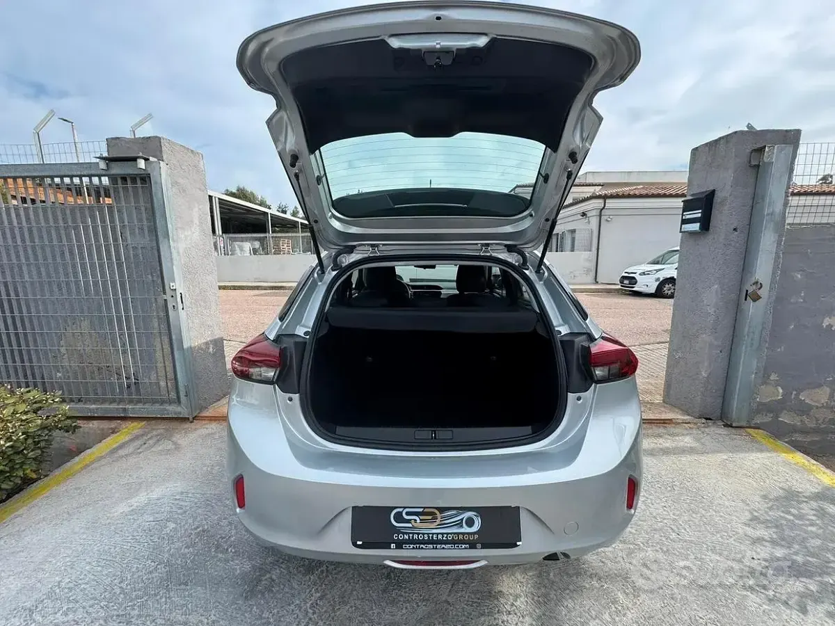 Usata Opel Corsa Elegance 75 CV (55 kW) 2023 Grigio Utilitaria