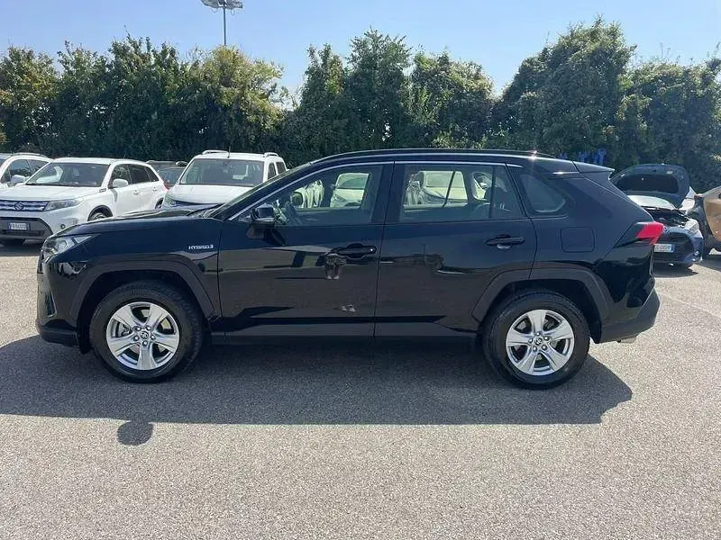 Usata Toyota RAV4 Hybrid Active 218 CV (160 kW) 2021 Other SUV